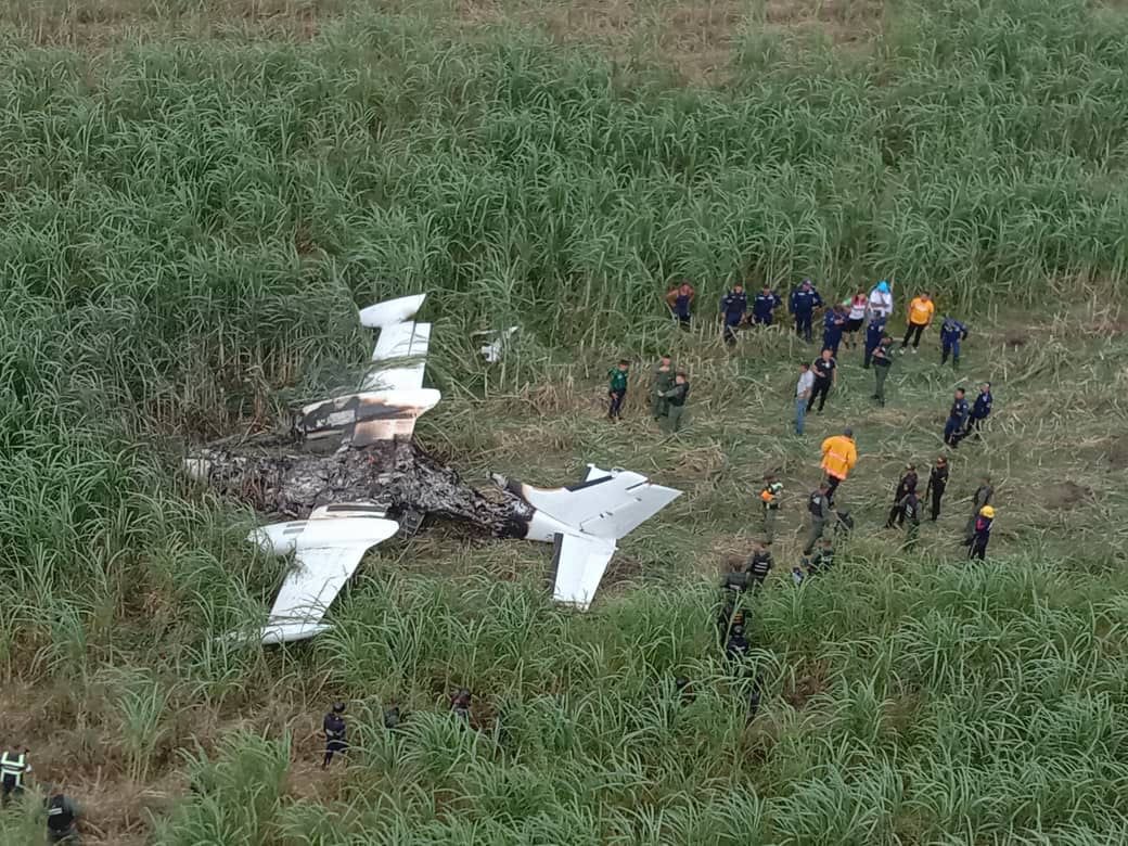 zodimaincentral's tweet photo. #FANB en Acciones de Alerta Temprana efectuaron maniobras para interceptar y neutralizar aeronave en Portuguesa que intentó huir y fue forzada aterrizar en Turén por acciones de nuestro sistema de Defensa Aeroespacial Integral encontrándose un pasaporte de nacionalidad Mexicana. https://t.co/PFC1w6KduC