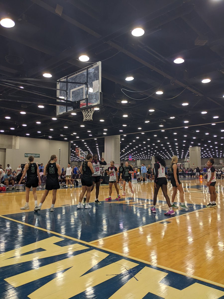 Evan Bell (@coachevanbell) on Twitter photo <a href="/AllisonMetzger7/">Allison Metzger</a> is on 🔥 from 3 for <a href="/DriveExpress25/">MI Drive Express E40 - Cool</a> she's hit 4 in the second half with <a href="/AbbyBrannan_24/">Abby Brannan</a> knocking down a 3 from the corner & <a href="/FaithZoldos2026/">Faith Zoldos</a> a 3 from the wing. #Run4Roses <a href="/PGHMichigan/">Prep Girls Hoops Michigan</a> <a href="/AllisonMetzger7/">Allison Metzger</a> is on 🔥 from 3 for <a href="/DriveExpress25/">MI Drive Express E40 - Cool</a> she's hit 4 in the second half with <a href="/AbbyBrannan_24/">Abby Brannan</a> knocking down a 3 from the corner & <a href="/FaithZoldos2026/">Faith Zoldos</a> a 3 from the wing. #Run4Roses <a href="/PGHMichigan/">Prep Girls Hoops Michigan</a>