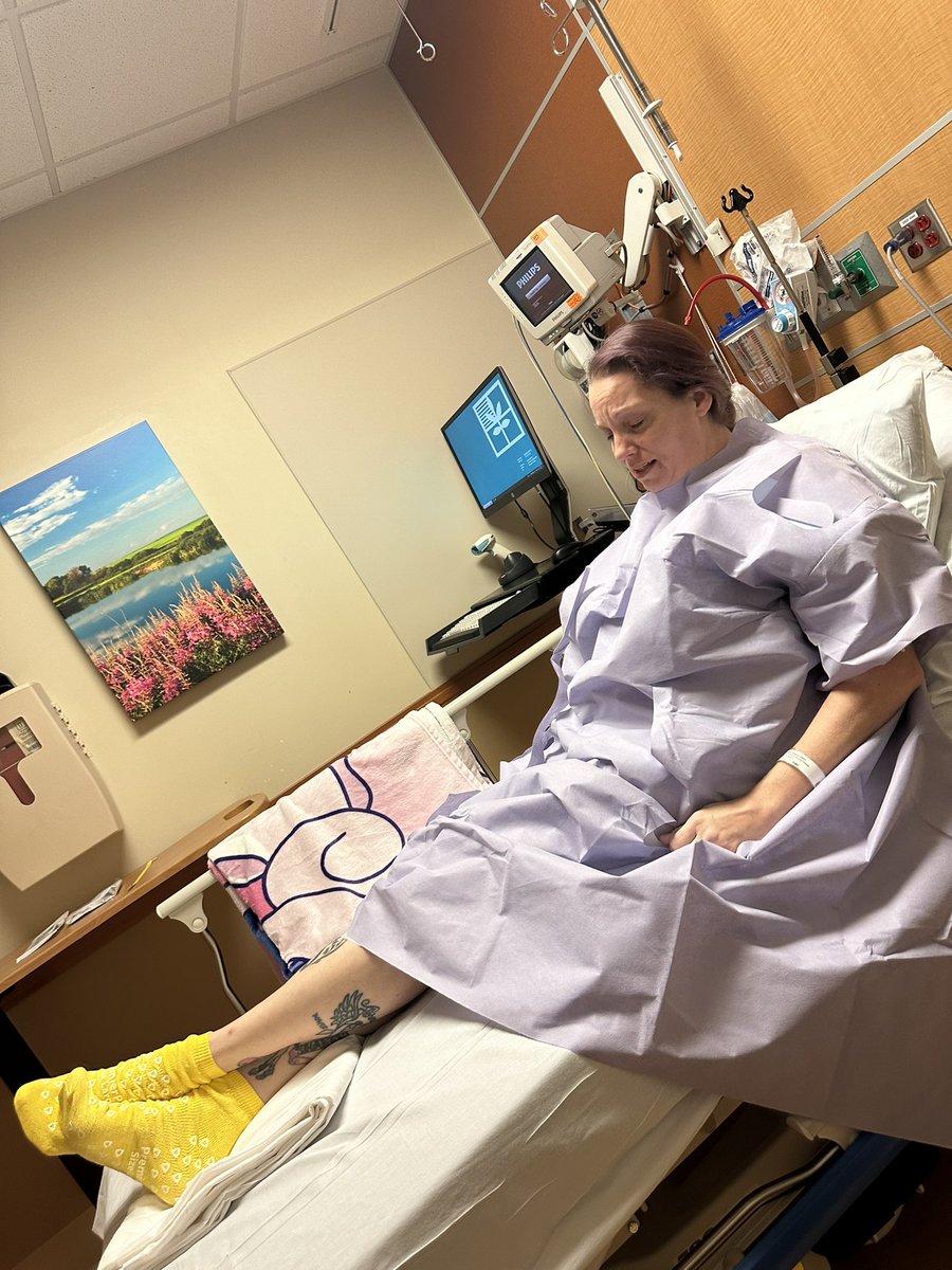 Tarable_Anxiety's tweet photo. Angela needs our help!Doctors diagnosed her with Riedel'https://t.co/1s5rNFnkah's a rare thyroid disease.Difficulty with talking, eating,and breathing.If you cannot donate please share this.
Cashapp:$AngelaD710
Paypal:@angeladawn79
Zelle:angela.hudgins79@gmail.com https://t.co/uCAgxEOFzf