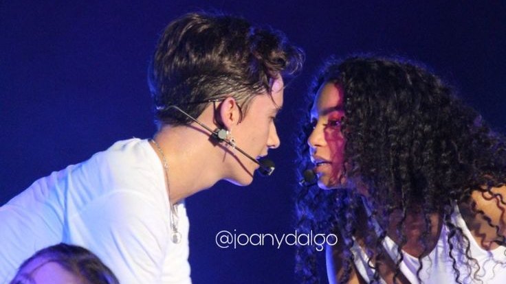 Todo mundo concorda q:

A coreografia mais bonita é a de: "Come Together"
A maior música é a de: "Who Would Think That Love"
A maior dupla de dança foi a: "HINA E JOSH" 
e a maior dupla no canto foi a: "ANY E O NOAH"
Né???