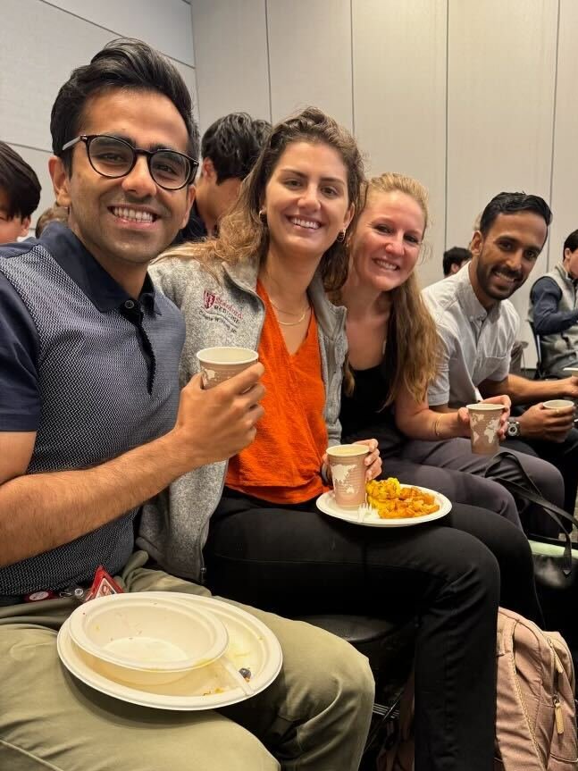 StanfordMedRes (@stanfordmedres) on Twitter photo Meet the CHieVS, the 2024-2025 <a href="/StanfordChiefs/">Stanford Internal Medicine Chiefs</a>!
<a href="/CelesteWitting/">Celeste Witting, MD</a>, @HayleyGalitzer, <a href="/VishnuNairMD/">Vishnu Nair</a>, and #SulaimanSomani are thrilled to lead and supercharge the Residency experience! 💫 Meet the CHieVS, the 2024-2025 <a href="/StanfordChiefs/">Stanford Internal Medicine Chiefs</a>!
<a href="/CelesteWitting/">Celeste Witting, MD</a>, @HayleyGalitzer, <a href="/VishnuNairMD/">Vishnu Nair</a>, and #SulaimanSomani are thrilled to lead and supercharge the Residency experience! 💫