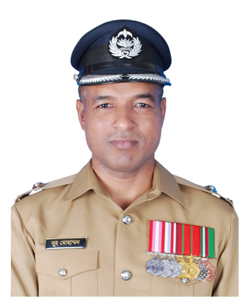 মাদারগঞ্জ মডেল থানায় নতুন ওসি হিসেবে যোগদান করলেন নূর মোহাম্মদ