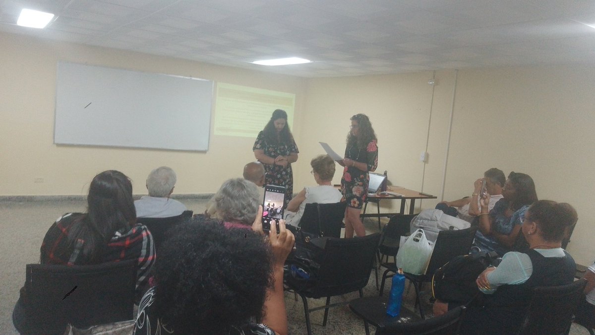 ingrid0882's tweet photo. Trabajando de conjunto con la ciencia para el perfeccionamiento  de la implementación del trabajo a distancia y teletrabajo por su importancia en el desarrollo de la gestión del capital humano. #Cuba https://t.co/zp3Boiz7jc