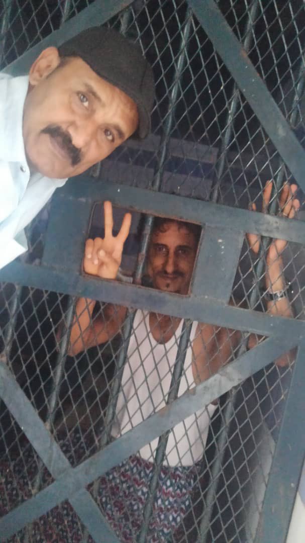WatheqALhasany's tweet photo. بعض القضايا يسوقها القدر لكي ينكشف ما خلفها.
عسى في سجنك خير يابطل https://t.co/dVUNkujOXt