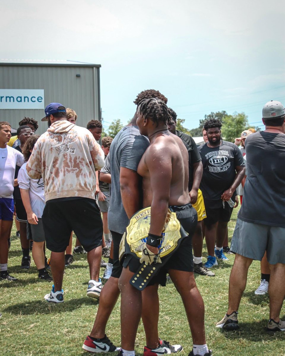 Elisha Jones III tweet media