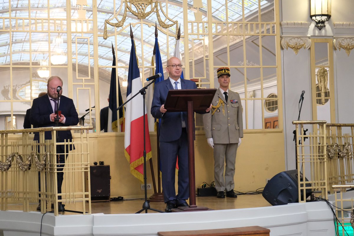 France_SPb's tweet photo. À l’occasion du 14 juillet, l’Ambassadeur de France en Russie, Pierre Lévy, s'est déplacé à Saint-Pétersbourg pour souhaiter à la communauté française et aux amis de la France une bonne fête nationale. https://t.co/HlmV9b7t5q