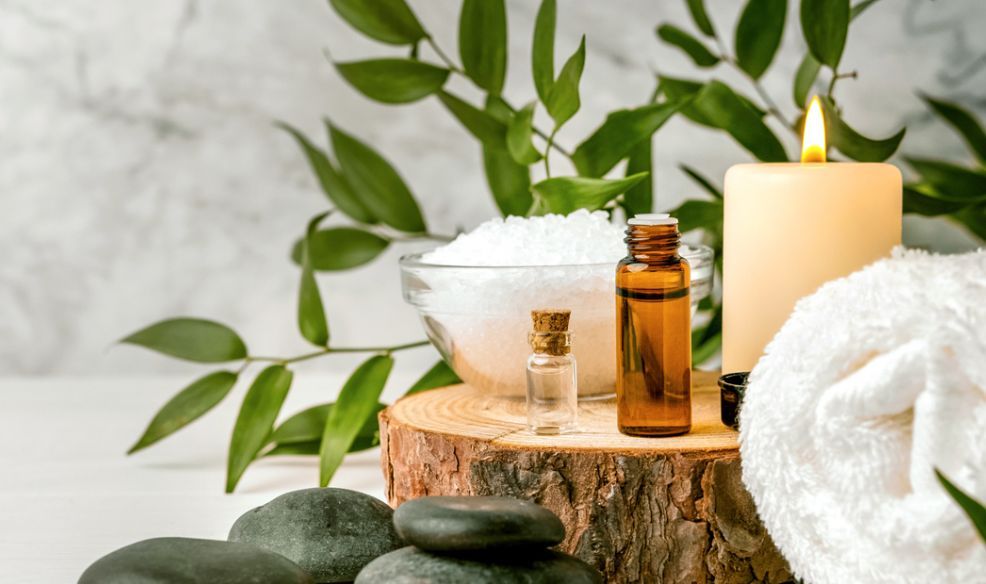 Physical, mental, and emotional services under one roof at <a href="/920Studio/">920 Wellness Studio</a>. Actually, under two roofs since they opened a second location in Oshkosh. Check out the services that bring success to this #SmallBiz: buff.ly/3zOTPt2 <a href="/UWOSBDC/">SBDC at UW Oshkosh</a> @WisconsinDMC