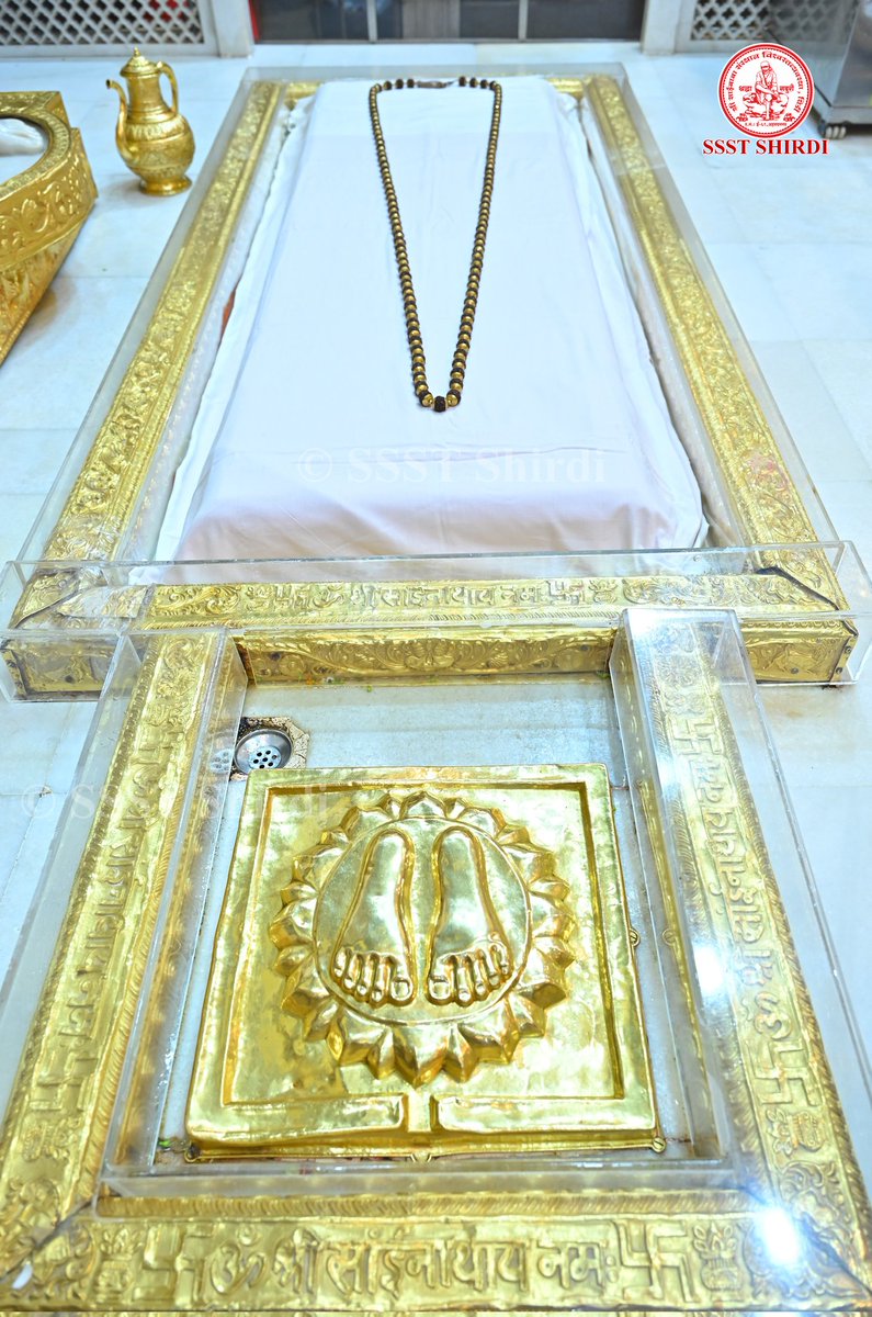 SSSTShirdi's tweet photo. *!! ॐ साई राम !!*
*श्री साईबाबा संस्थान विश्वस्त व्यवस्था,शिर्डी*
*!! ॐ Sai Ram !!*
*Shri Saibaba Sansthan Trust, Shirdi*
≈≈≈≈≈≈≈≈≈≈≈≈≈≈≈≈≈
 *आरती :-  शेजारती*
*सोमवार १५ जुलै २०२४*    
*Aarti :-Shejarti*  
 *Monday 15 July  2024* https://t.co/N7AvLlmdId