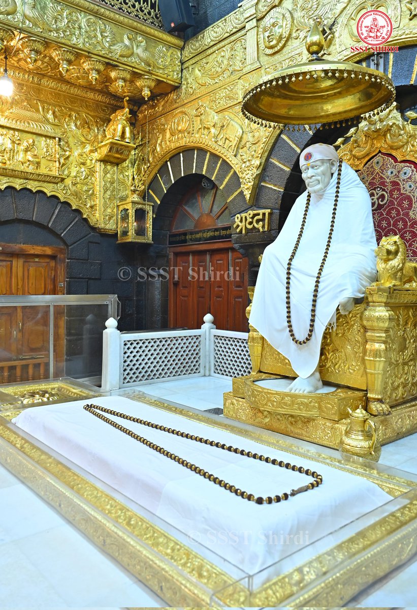 SSSTShirdi's tweet photo. *!! ॐ साई राम !!*
*श्री साईबाबा संस्थान विश्वस्त व्यवस्था,शिर्डी*
*!! ॐ Sai Ram !!*
*Shri Saibaba Sansthan Trust, Shirdi*
≈≈≈≈≈≈≈≈≈≈≈≈≈≈≈≈≈
 *आरती :-  शेजारती*
*सोमवार १५ जुलै २०२४*    
*Aarti :-Shejarti*  
 *Monday 15 July  2024* https://t.co/N7AvLlmdId