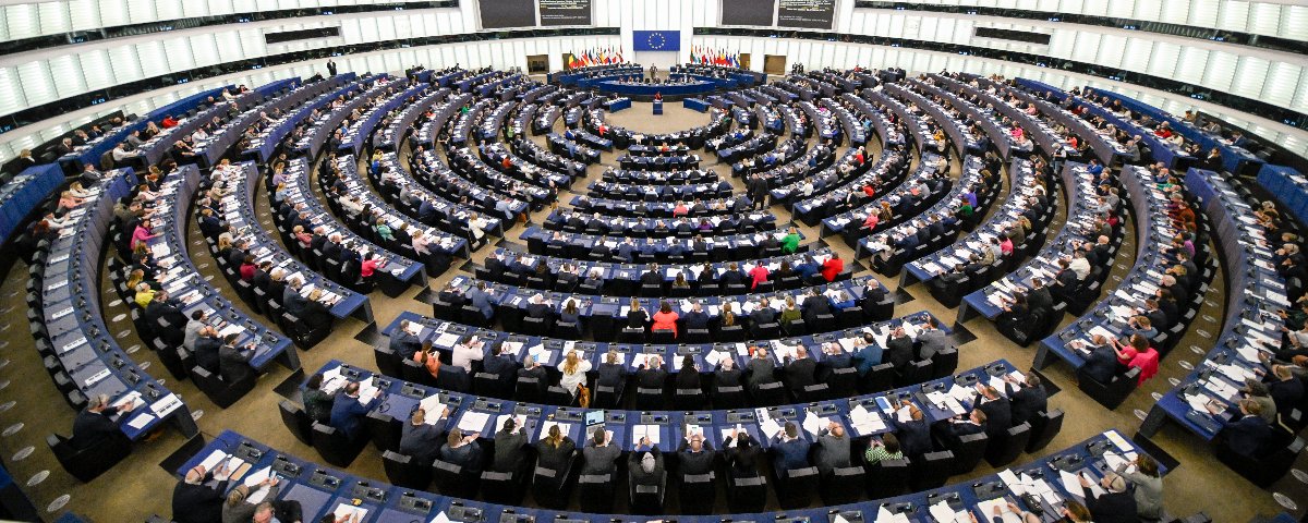 Parliament begins 10th term with constitutive session in Strasbourg this week.

Highlights:
🔹Election of EP President, VPs and Quaestors
🔹Votes on committee &amp; delegation sizes
🔹Statement on Ukraine
🔹Debate &amp; vote on von der Leyen candidacy

Details⤵️
europarl.europa.eu/news/en/agenda