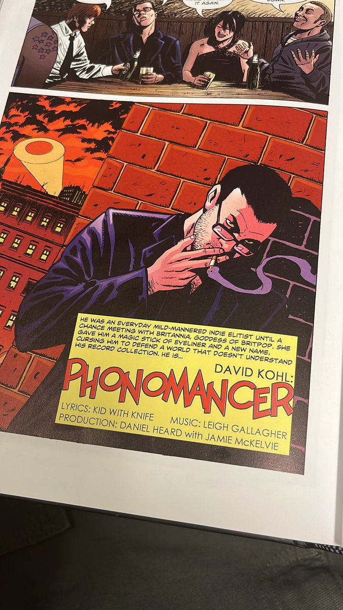 MidnighterBae's tweet photo. Lunch break read ooh… #Phonogram https://t.co/uwhKY8WTF3