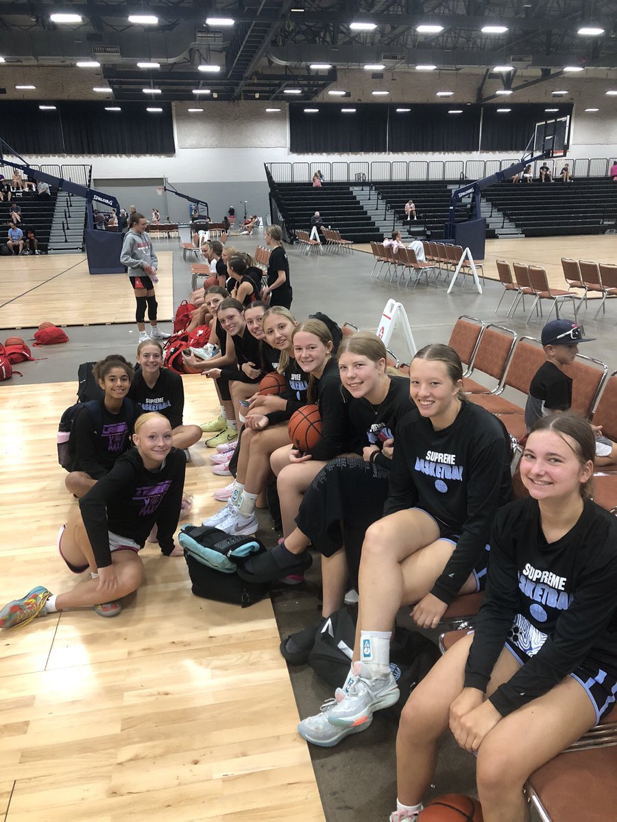 Day 4 of a tough tourney in Des Moines and it is great to see all the Nebraska Girls getting better. Memories are being made on and off the court. Love the Nebraska Pride going on today. <a href="/Supreme_Bball/">Supreme Basketball</a> <a href="/NELasersHoops/">NE Lasers Basketball</a>