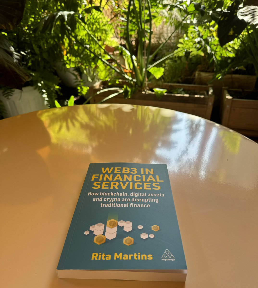 I love getting presents in the post 🤣

Today I was super excited to receive this from <a href="/RitaMartinsUK/">Rita Martins</a> 🙏🏼

Love that I could share a few thoughts with your readers and excited to read the full thing.