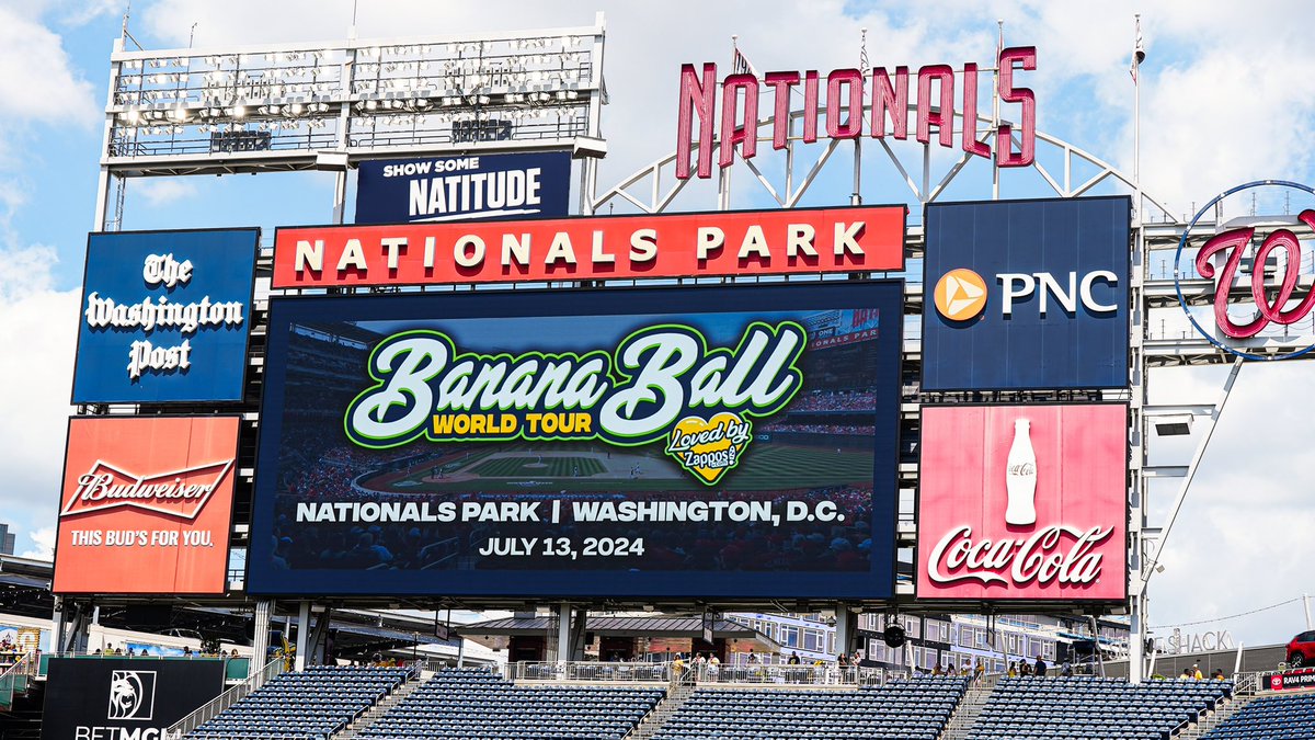 George Mason pride on full display this past Saturday night! ⚾️

Watching our <a href="/MasonBaseball/">George Mason Baseball</a> alum light up Nats Park during the Banana Ball World Tour in front of a sold-out crowd!🍌