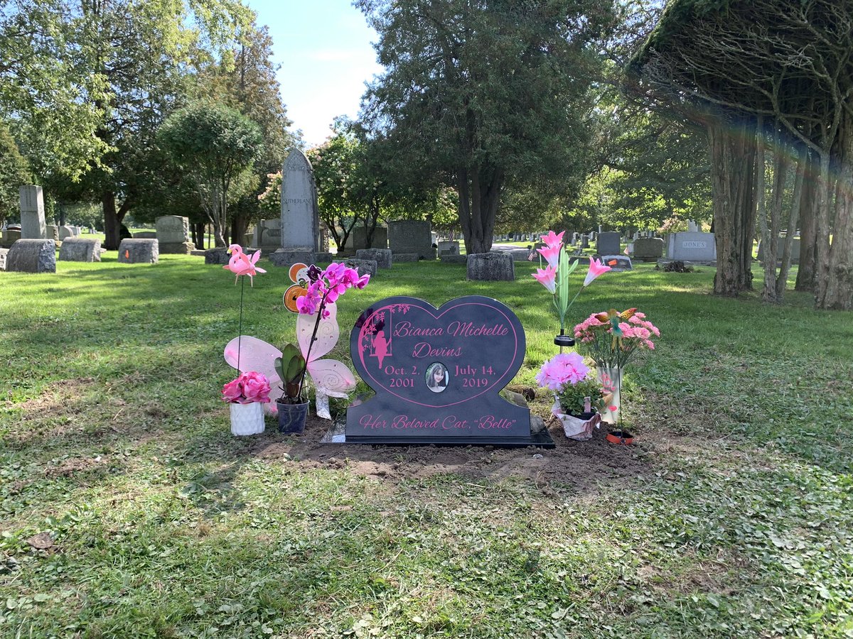 PatchHolt's tweet photo. i can’t believe it’s been 5 years since Bianca passed away. Feels like it was yesterday when I last spoke with her. #ripbianca https://t.co/NT1Q2JPUGT