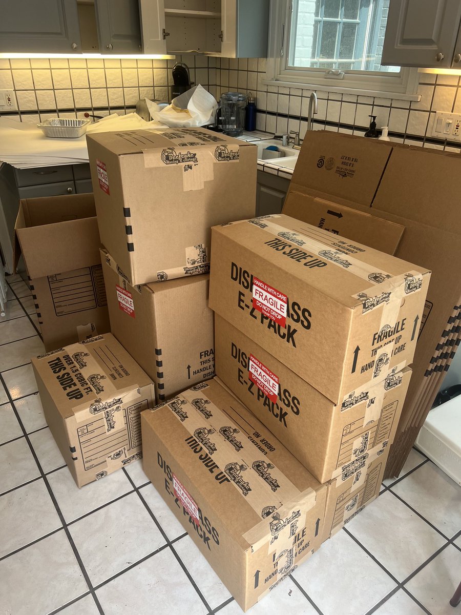 BeefcakeMoving's tweet photo. Need a #mover ? #Moving out of #California ? Need #packing services ? Hire the pros at Beefcake Moving. Local &amp; Long Distance #Mover https://t.co/Xcqrapn0S3
