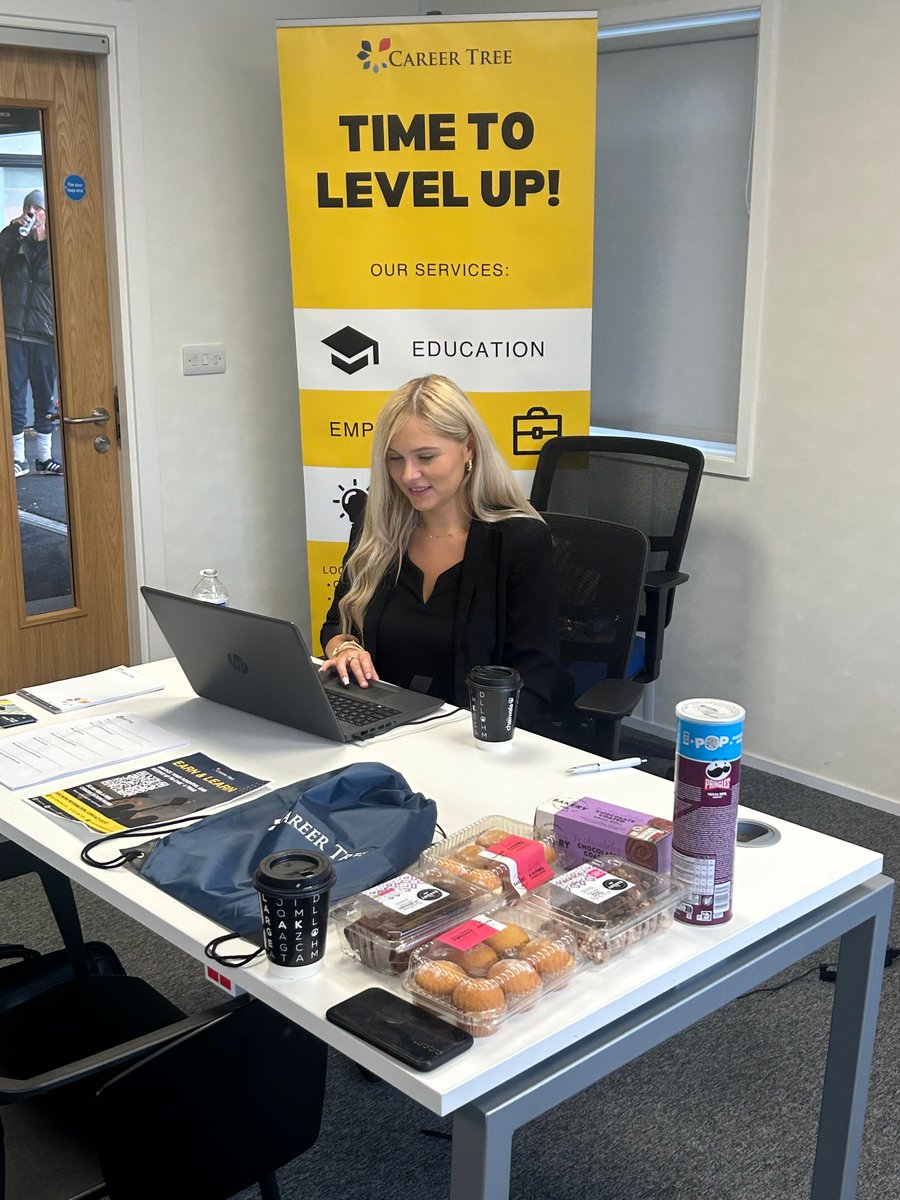 careertree__'s tweet photo. We love meeting so many aspiring individuals at our events. Now, it’s Leicester’s turn! 🌟 

Join us TOMORROW for an Open Day that could change your future.

Don’t miss out—register here: https://t.co/bABMHPHGvl

#OpenDay #Leicester #CareerDevelopment #JoinUs #Success #Education https://t.co/eW7f3CbPEP