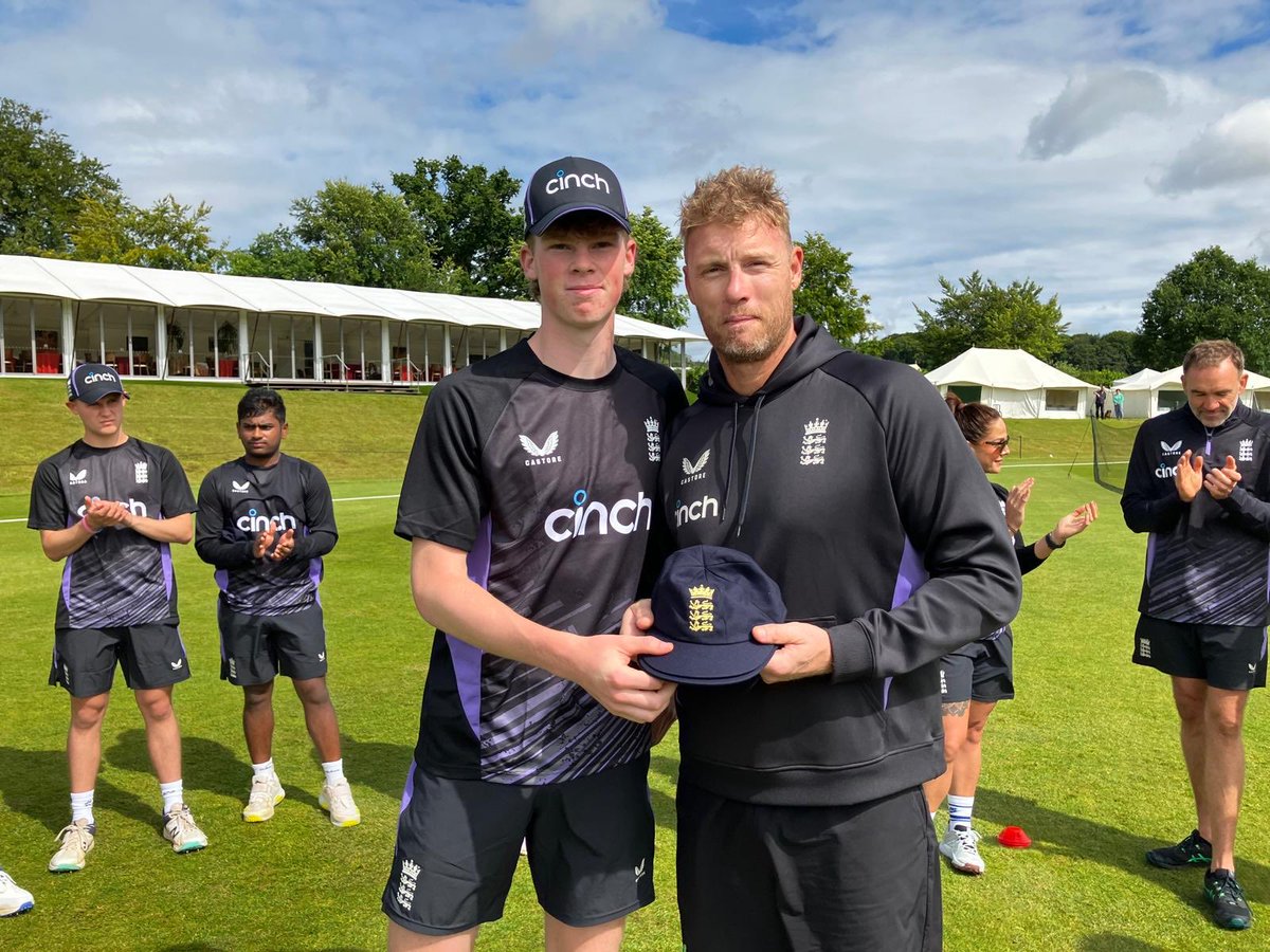 Fantastic week for Alex F as he made his debut for England U19 against Sri Lanka. Bowled nicely in the first innings taking 4 wickets and managed a few runs.