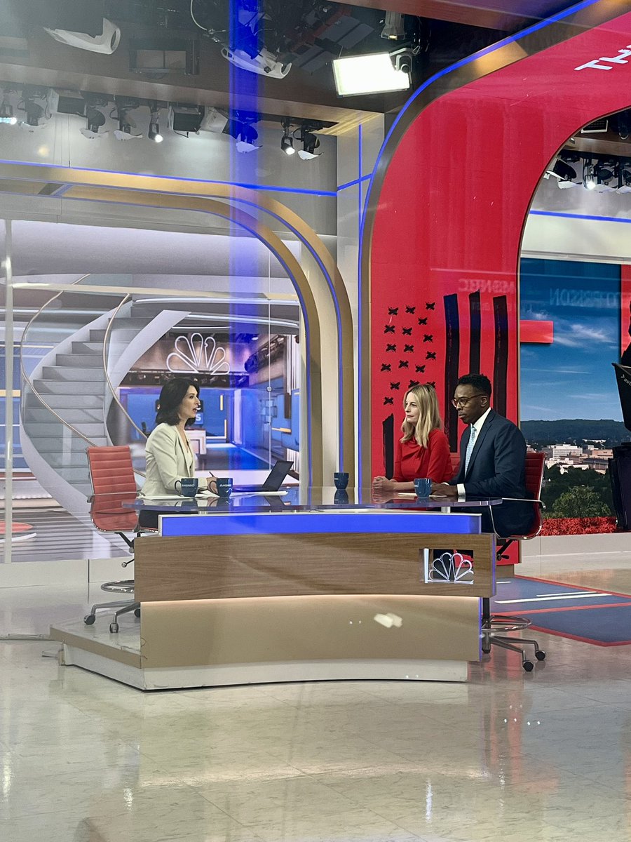 kellyhymanTV's tweet photo. Here's a glimpse of the action behind the scenes at MSNBC studios in NYC! 🎥✨ So much goes into bringing the news to life. 

@MSNBC @AnaCabrera @TemidayoLaw #AnaCabrera #temidayoLaw #msnbc #kellyhyman #legalanalysis #legalinsights #legalcommentary #legalexpert #BehindTheScenes #NYC