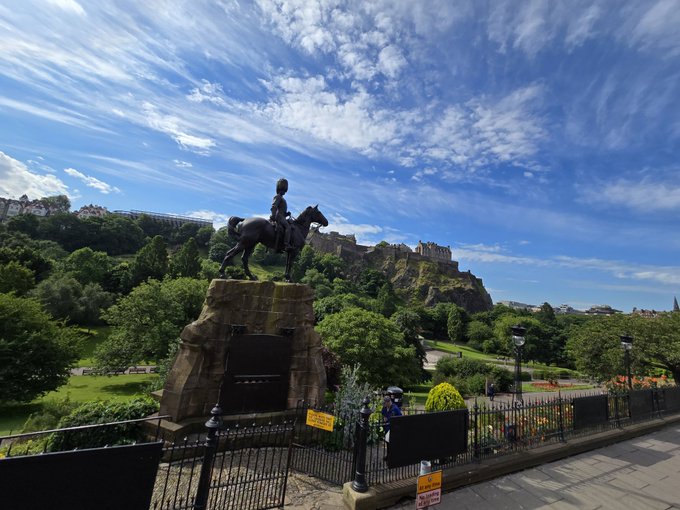 Edinburgh I love you ❤️🏴󠁧󠁢󠁳󠁣󠁴󠁿 https://t.co/iRgUWpNOVQ<a href="/tag/mvsales"class="tags"><span>#mvsales</span></a>