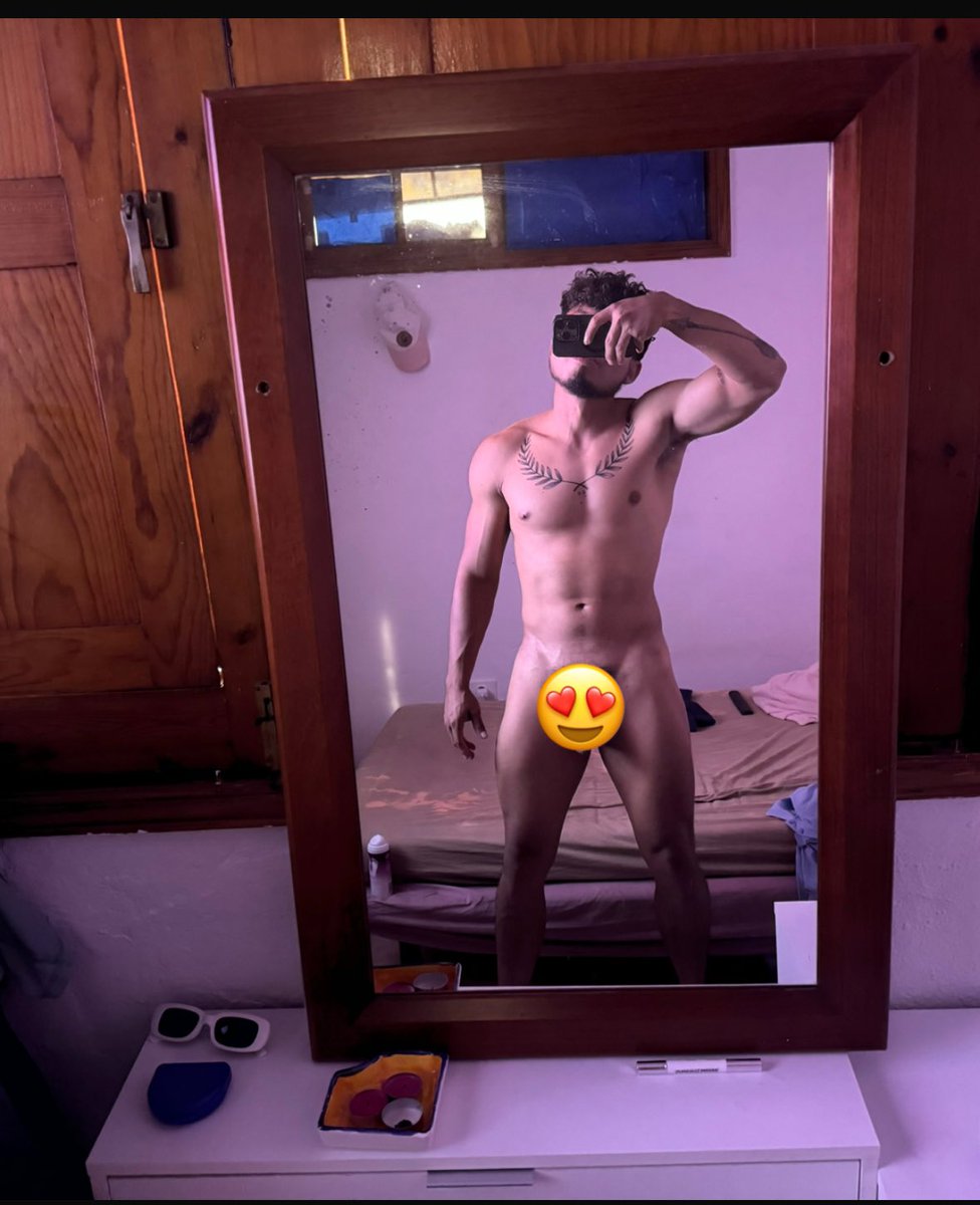 jordanfacso's tweet photo. Nada mejor que llevar del trabajo y quedarte desnudo en este verano 😇😈 https://t.co/ebyoEqM3jv