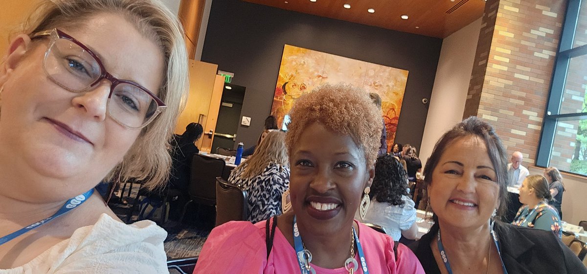 So glad I met Mia Murphy and Amber Parker from North Carolina at the Equity Mixer bright and early this morning. <a href="/NSPRA/">NSPRA</a> #WeMetatNSPRA! <a href="/ncvps/">NCVPS</a>