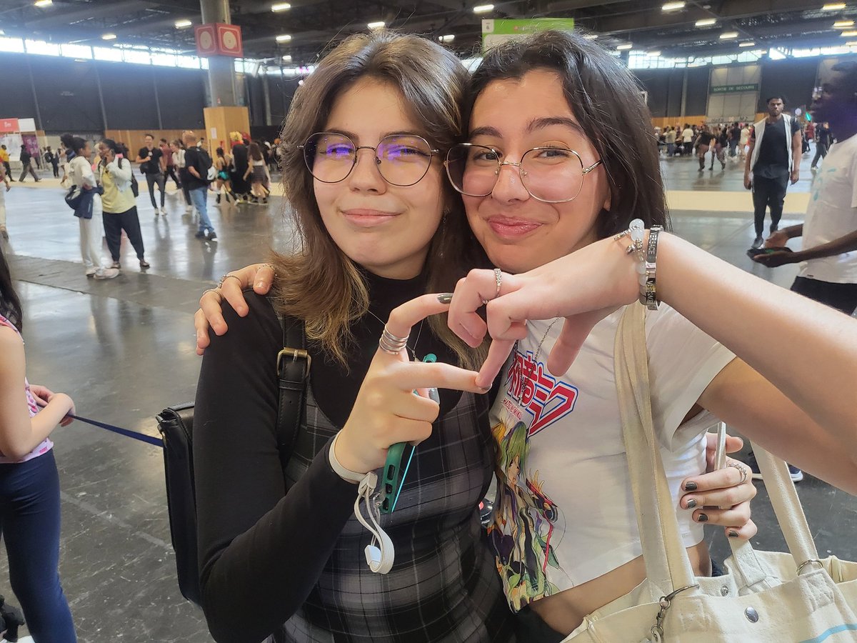 itsnojuice_'s tweet image. Même si y avait pas de tournoi Splatoon cette année j'ai passé un incroyable week-end (malgré toutes les galères 🤠) merci à tous ceux qui ont rendu cette JE et ce séjour inoubliables (dans tous les sens du terme) ❤️❤️❤️ (et OUI mon tweet a BUG du coup je republie AVEC photos 👎)