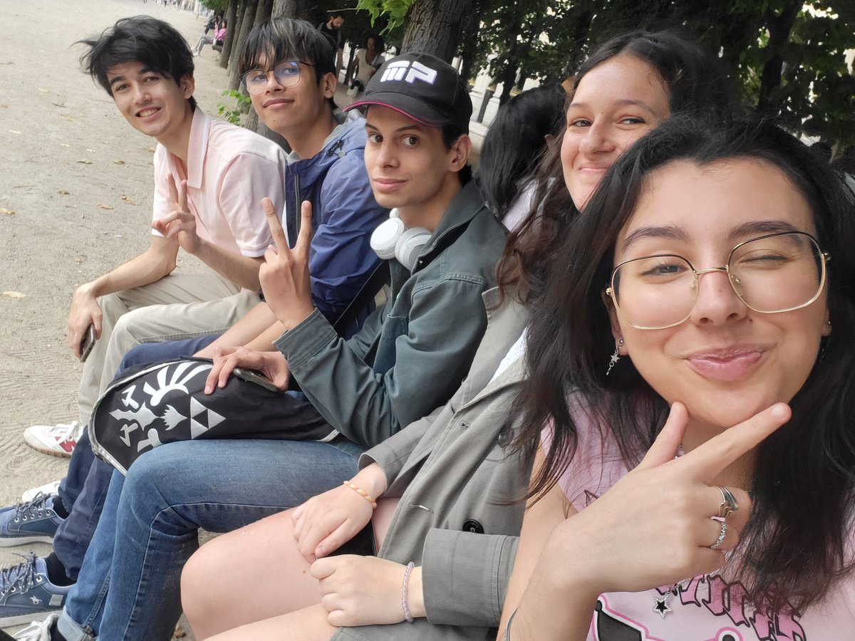 itsnojuice_'s tweet image. Même si y avait pas de tournoi Splatoon cette année j'ai passé un incroyable week-end (malgré toutes les galères 🤠) merci à tous ceux qui ont rendu cette JE et ce séjour inoubliables (dans tous les sens du terme) ❤️❤️❤️ (et OUI mon tweet a BUG du coup je republie AVEC photos 👎)