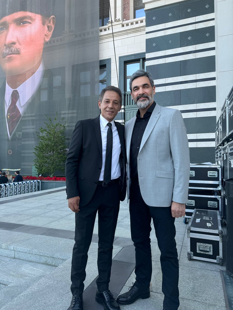 muratisilak's tweet photo. Ankara’da 15 Temmuz anma programında bir araya gelen iki ADAM. 

Mustafa Yıldızdoğan &amp; Uğur Işılak … https://t.co/ZjZJWCLv7X