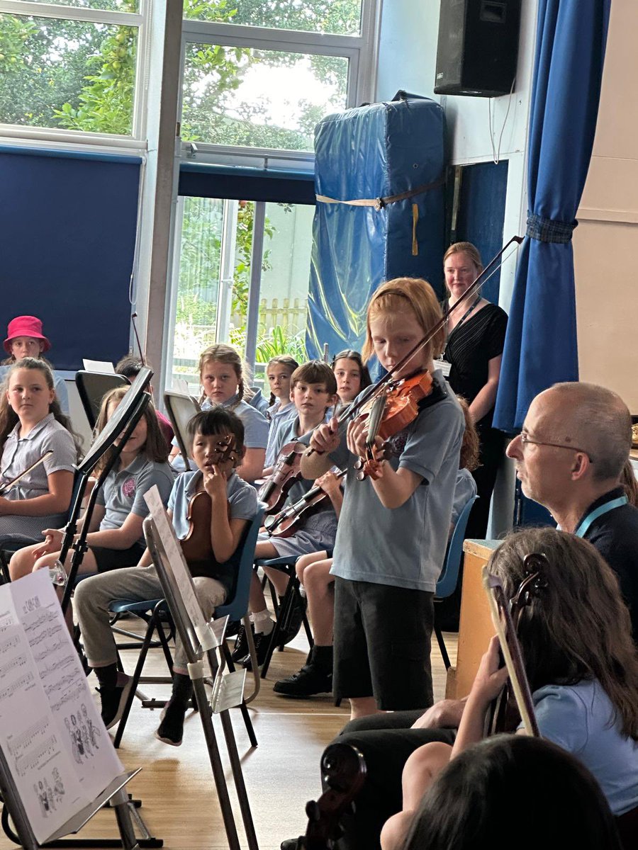 whitchurchprm's tweet image. Some of our talented musicians performing at our Music Celebration last week🎶🎻🎺🎵 #wpsexpressivearts
