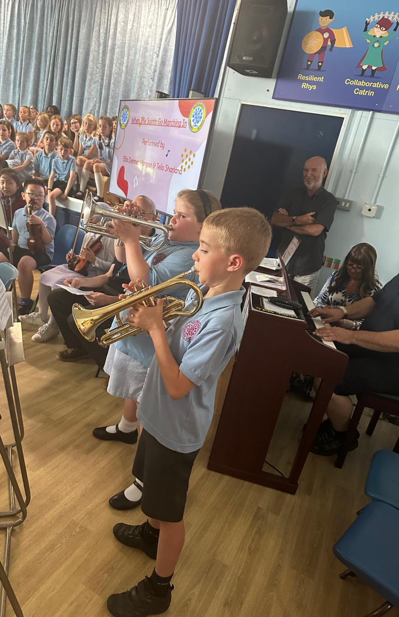 whitchurchprm's tweet image. Some of our talented musicians performing at our Music Celebration last week🎶🎻🎺🎵 #wpsexpressivearts