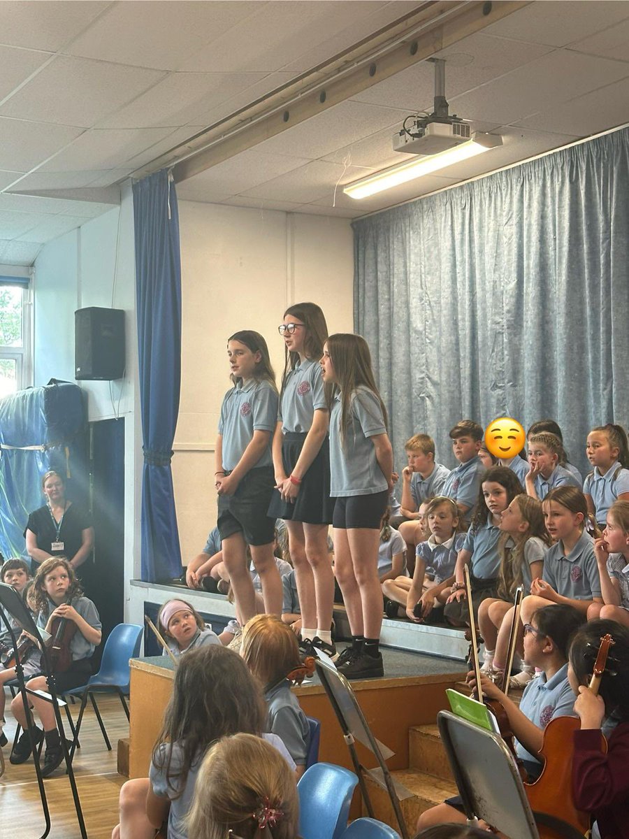 whitchurchprm's tweet image. Some of our talented musicians performing at our Music Celebration last week🎶🎻🎺🎵 #wpsexpressivearts