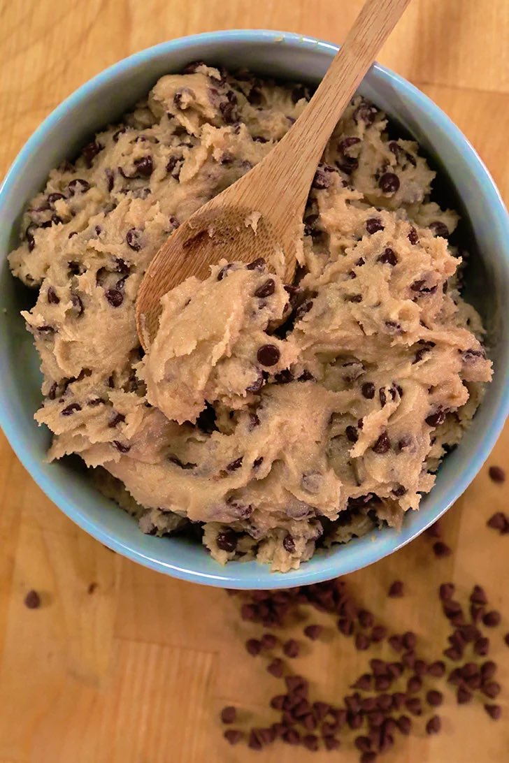 FoodPleaser's tweet photo. 🍪 Be honest, are you licking the spoon or no ? https://t.co/VSuI4rXh4z