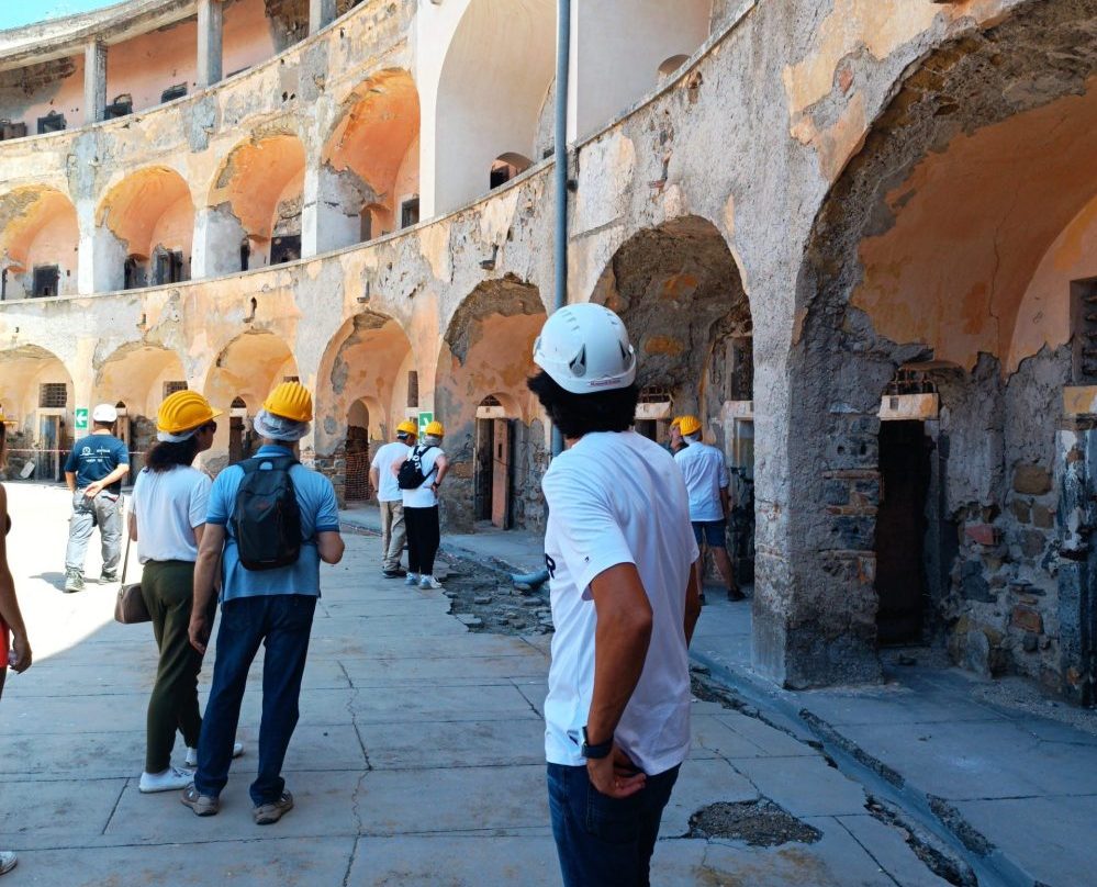 #LAVORIINCORSO
Betori, soprintendente di Frosinone e Latina: "fermato il degrado dell’ex carcere borbonico".
Vitarelli, funzionario architetto: "Soprintendenza sempre coinvolta nel Progetto, seguite tutte le prescrizioni indicate".

Per approfondire: agenziacult.it/newsletter-set…