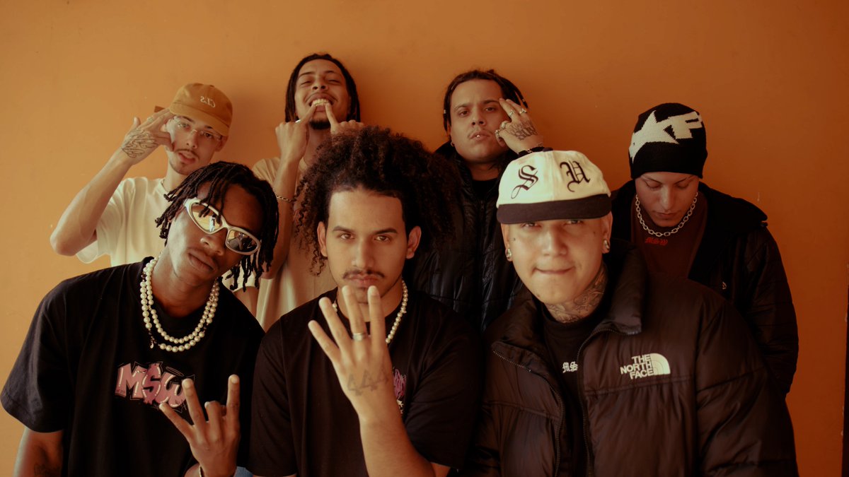 TMG EP NOS QUATRO CANTOS •

O tempo vai fechar. ⛈️💜