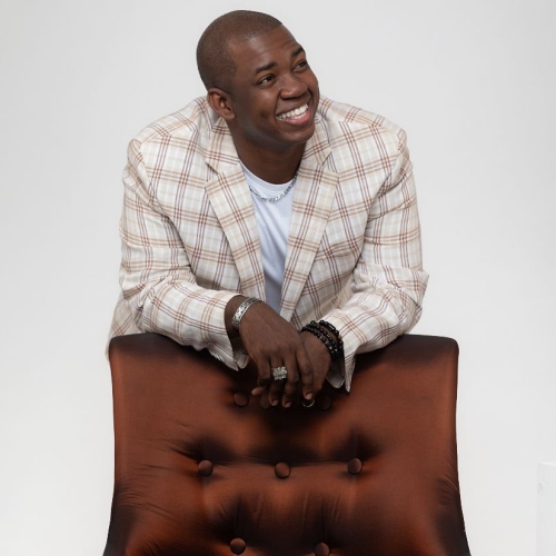 MusicNewsWeb's tweet photo. Sonny Gullage drops powerful new single 'Things I Can’t Control' ahead of debut album ‘Go Be Free’ - #SonnyGullage #GoBeFree #ThingsICantControl https://t.co/NZa8OmrsLd https://t.co/tiwcRn6bbh