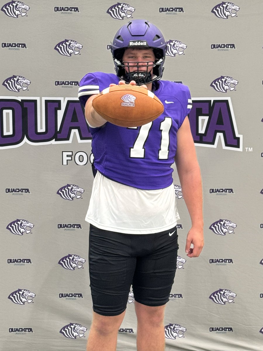 Tate Spray tweet media