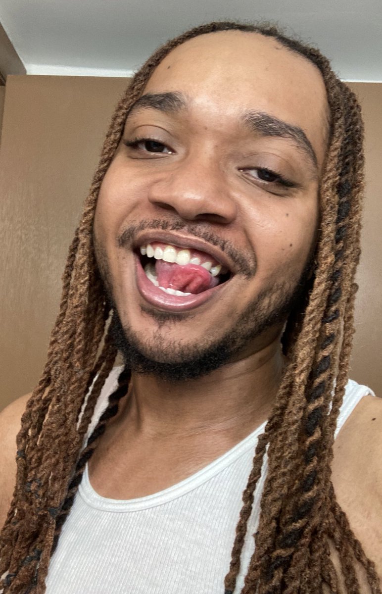 MyTimeAllDaTime's tweet image. How I look / How I Talk