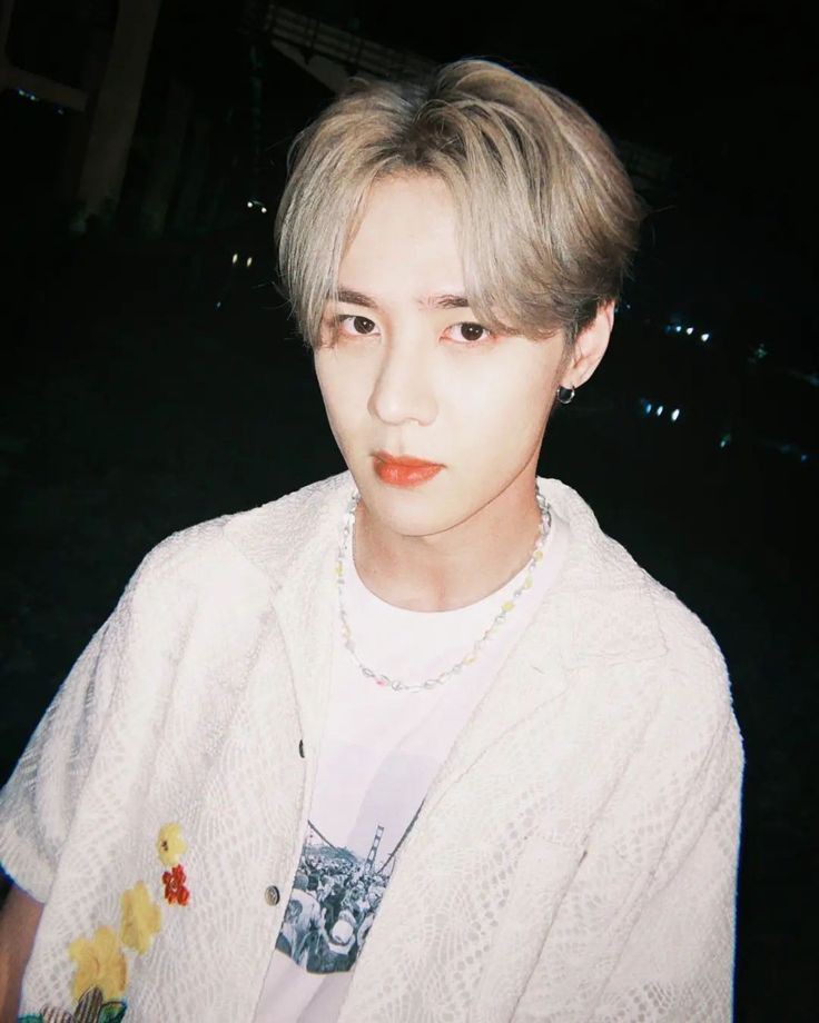 picsforkun's tweet photo. pretty boy https://t.co/dxwloJG29U