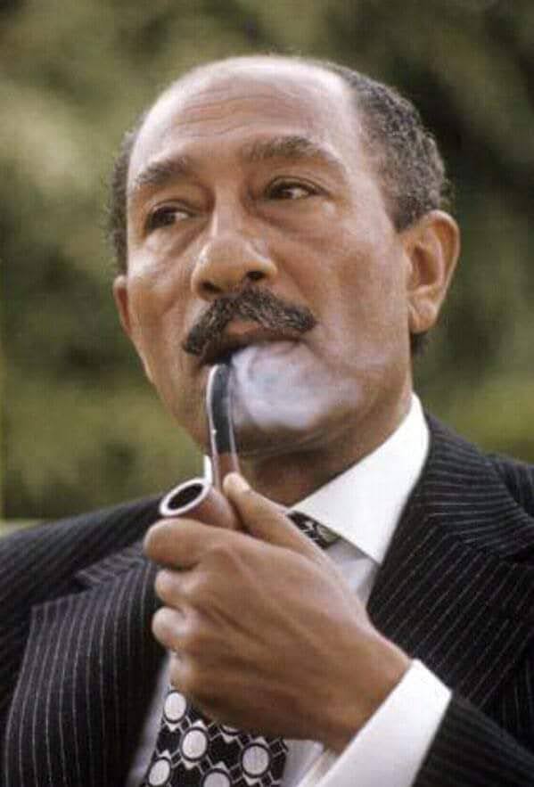 الله يرحمك ويسامحك يا رب الرئيس الزعيم محمد انور السادات