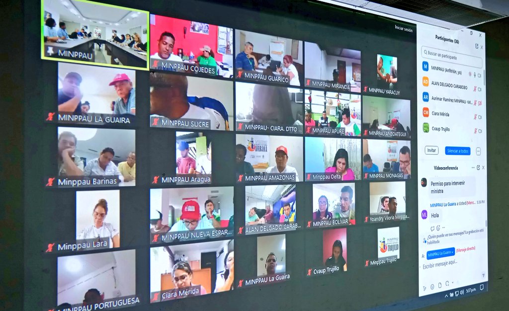 Viceagrourbana's tweet photo. 🌱 Ministra @jhoagaby sostiene videoconferencia con directores y coordinadores estadales del #Minppau, @ciara_minppau y @Corpoagrourbana, afinando detalles para la atención oportuna de los agrourbanos en el territorio.

@NicolasMaduro

#CrecimientoProductivo https://t.co/DOWZx29JRB
