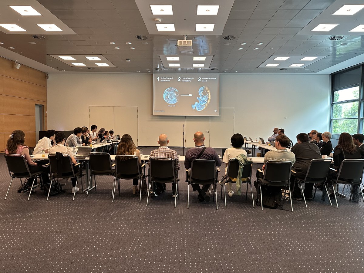 StemCellNetwork's tweet photo. Such a pleasure to support the @VHD_Consortium workshop at #ISSCR2024. ๐งฌ
Engaging session exploring recent advances in reconstructing human development using #OrganoidModels, #MathematicalSystems, and #SyntheticSystems!
@MariaAbouChakra @nika_shakiba @AmyWongphd @nzmyachie https://t.co/1vTtCHGCoz