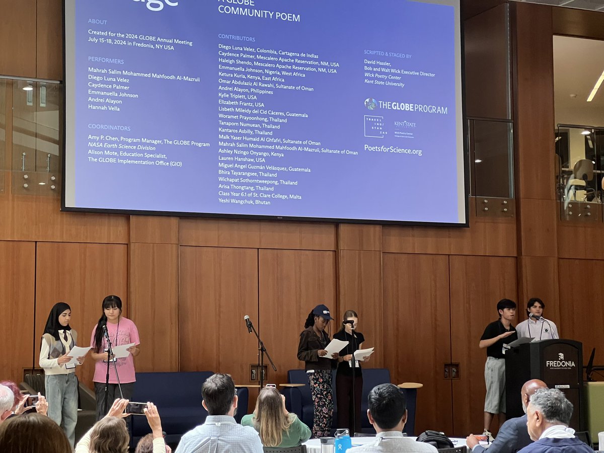 bbuckner's tweet photo. A GLOBE Community Poem being presented by Mahrah Salim Mohammed Mahfoodh Al-Mazruii, Diego Luna Velez, Caydence Palmer, Emmanuella Johnson, Andrei Alayon, and Hannah Vella.
#GLOBEMeeting2024
#PoetsForScience
@GLOBEProgram https://t.co/QlO7Ngjrrx