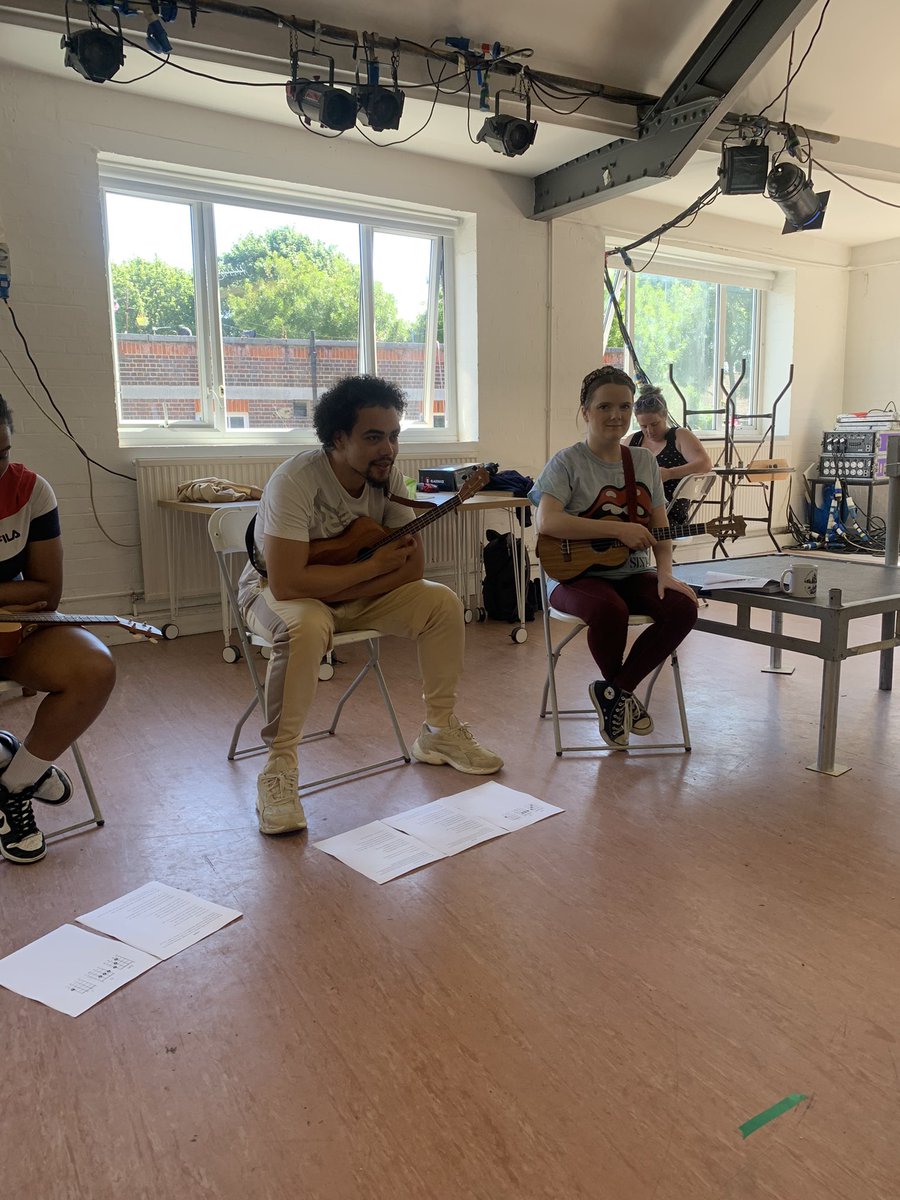 Open Bar Theatre tweet media