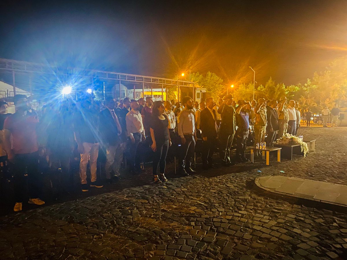 #15Temmuz🇹🇷
"Demokrasi ve milli birlik günü "
İlçe başkanımız Sn. Adem KAYAŞ yönetim kurulu üyelerimiz, ilçe Kaymakamımız Sn. Kerem YENİGÜN ve vatandaşlarımız hükümet konağı'nda 15 temmuz demokrasi ve milli birlik günü anma programına katıldılar.
15 TEMMUZ 2016🇹🇷