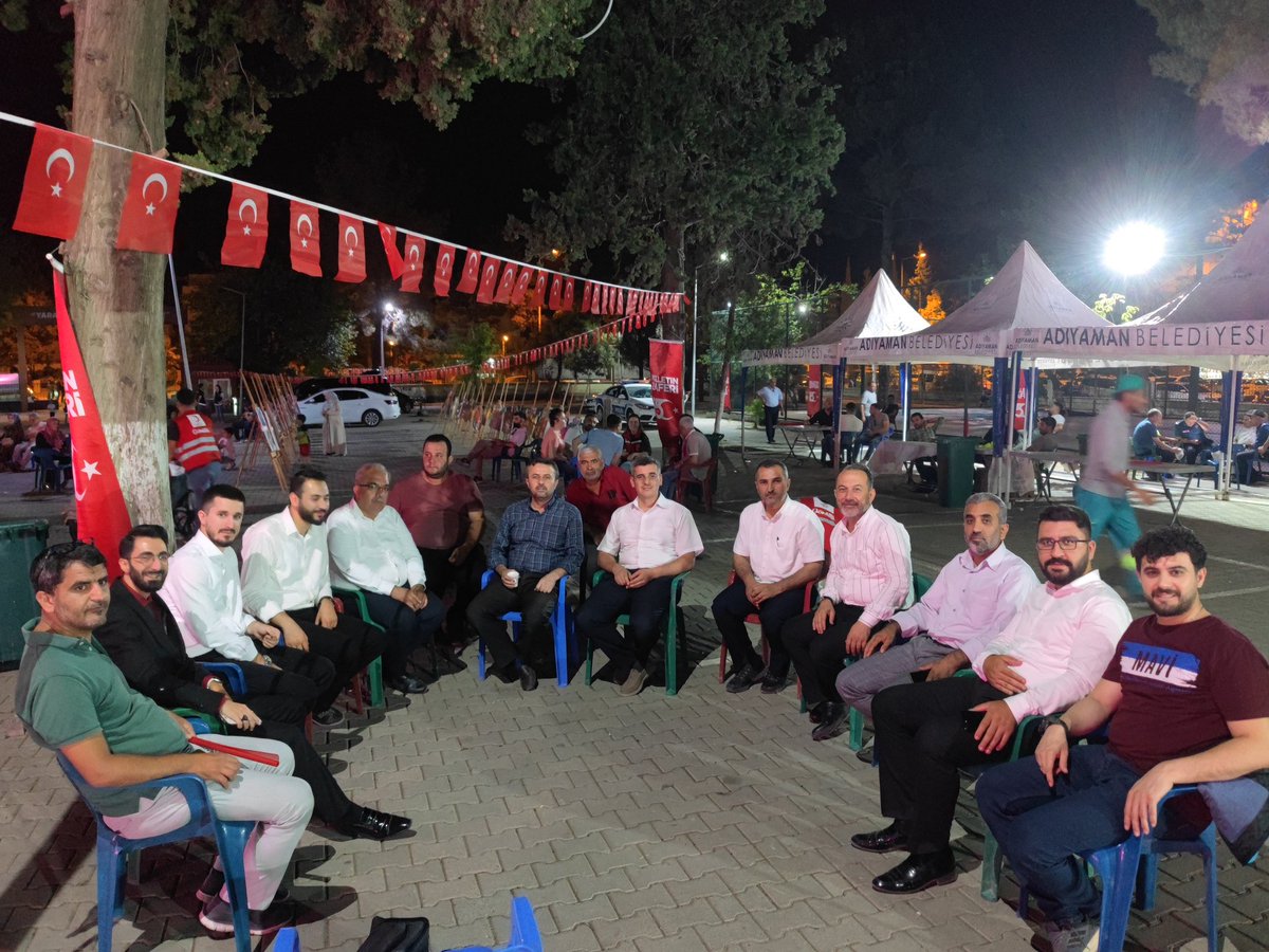 adiymanmuftuluk's tweet photo. İl Müftümüz Dr. Mevlüt Haliloğlu,İl Valimiz Dr. Osman Varol,il protokolü ve Adıyamanlı hemşerilerimizin katılımıyla düzenlenen 15 Temmuz Demokrasi ve Milli Birlik Günü programımız saatler 0:13'ü gösterdiğinde Din Görevlilerimizin sela okuması ve İl Müftümüzün duası ile son buldu https://t.co/2WmIm8ra0W