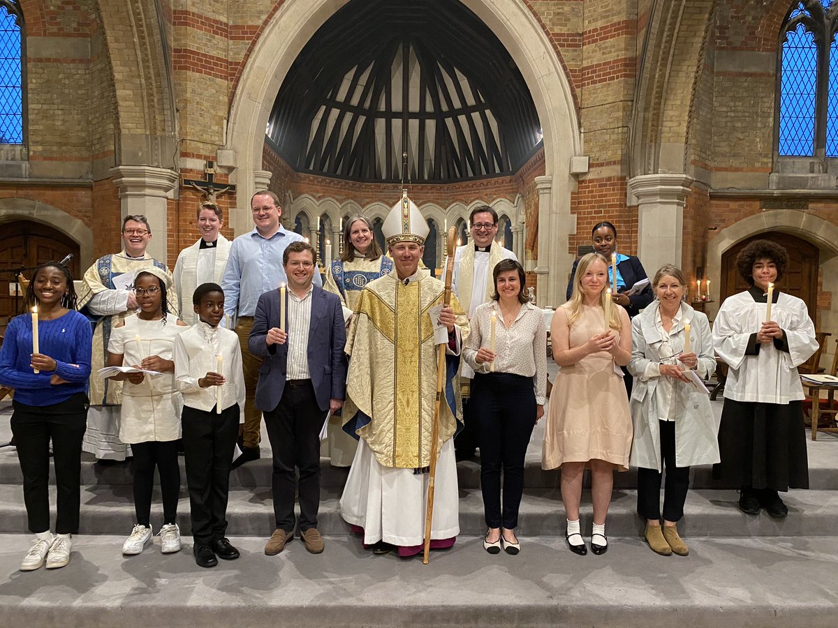 MartinGainsbor1's tweet photo. Let your Holy Spirit rest upon them! Baptism and confirmation as the rain pummelled on the roof @StPetersSW16 Candidates from the host church @stmichaelbarnes @HTClapham &amp; Immanuel and St Andrew Streatham. @SouthwarkCofE https://t.co/LI2wXS4ONg