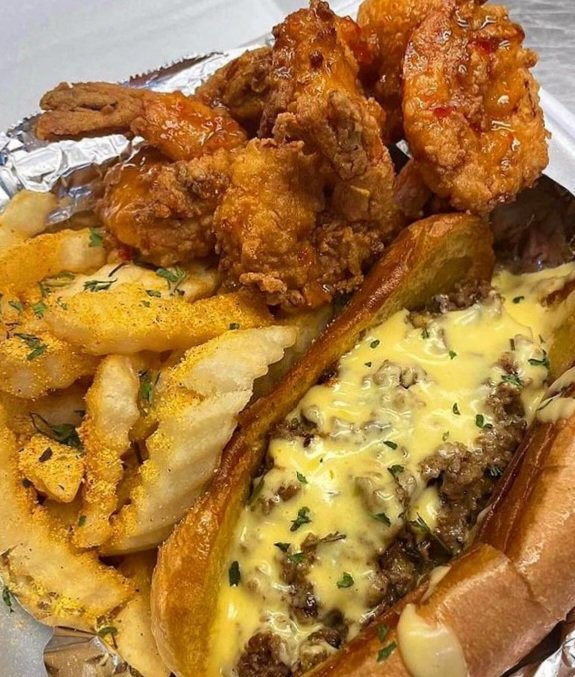 homevsfastfood's tweet photo. Cheese 🧀 Steak Sub Fried Shrimp 🍤 Crinkle Fries 🍟 
https://t.co/J4kfnLdZDc 
#carryoutfood #myfood
#cooking #seafood #fastfood #myfood #realfood #foodpic  #cookingfood #foodielife #foodlover #food #recipes #hungry #foodpoll #yummy #foodies #yum #homecookingvsfastfood https://t.co/qqt6qc7PEF