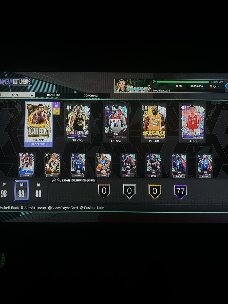 Westside_tweet's tweet photo. @tsmolz @NBA2KMyTEAM @NBA2K 🤷🏽‍♂️ https://t.co/Jlw9xEggQ3