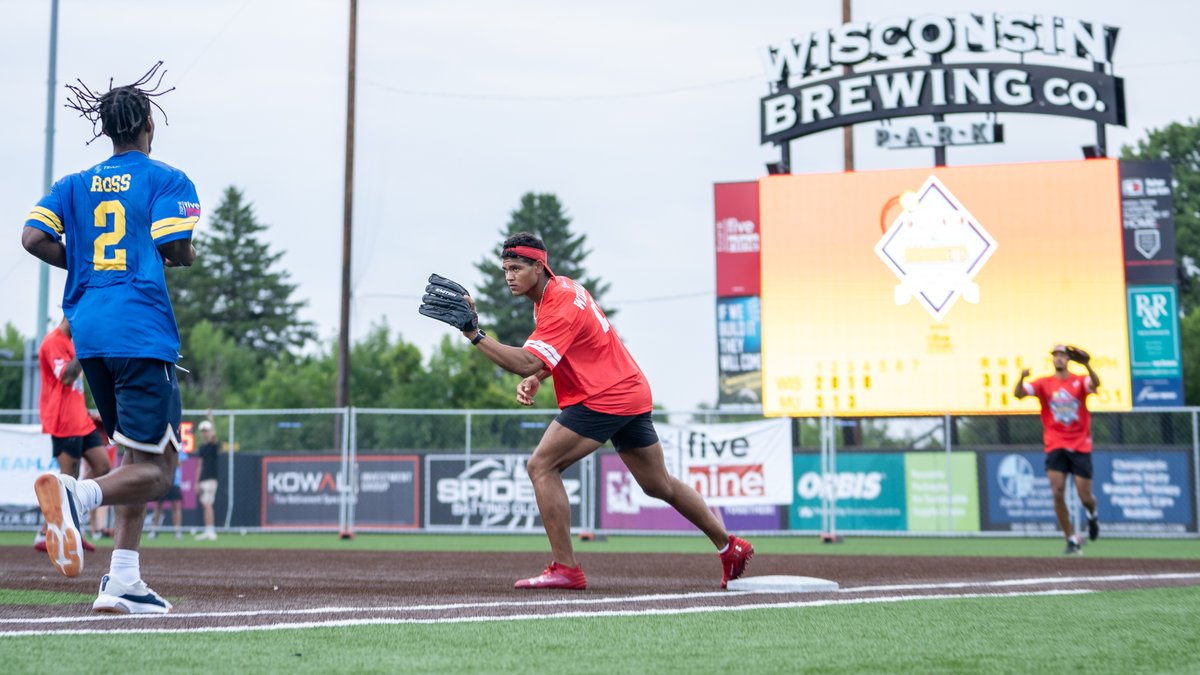 Marquette may have clinched the win with a walk-off homer! The real victory goes to all the players from both WI &amp; MU who came out to play!   
We also want to give a huge thank you to our presenting sponsor, @BankFiveNine, along with <a href="/NetworkHealthWI/">Network Health</a>  &amp; <a href="/Brewers/">Milwaukee Brewers</a> !! 🥎
